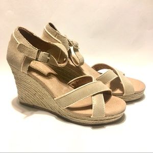 Toms Women’s Suede Metallic Strappy Wedges Sz 7.5